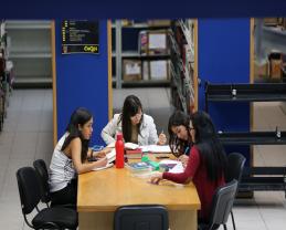 Condecorará la UdeG a 500 estudiantes por su excelencia académica