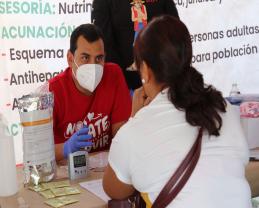 Brinda servicios de salud la Brigada "Nos late servir" en colonias cercanas a la Preparatoria 8