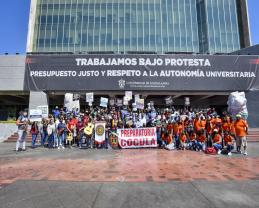 Al son del mariachi, la Preparatoria de Cocula se sumó a la defensa de la autonomía universitaria