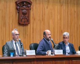El Rector General de la UdeG dormirá en campamento afuera de Casa Jalisco para exigir liberación de estudiantes detenidos