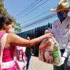 Ofrece el SEMS apoyo con la entrega de despensas a personas afectadas por la contingencia de Covid-19