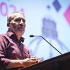 Entregan contratos de definitividad a 403 trabajadores universitarios